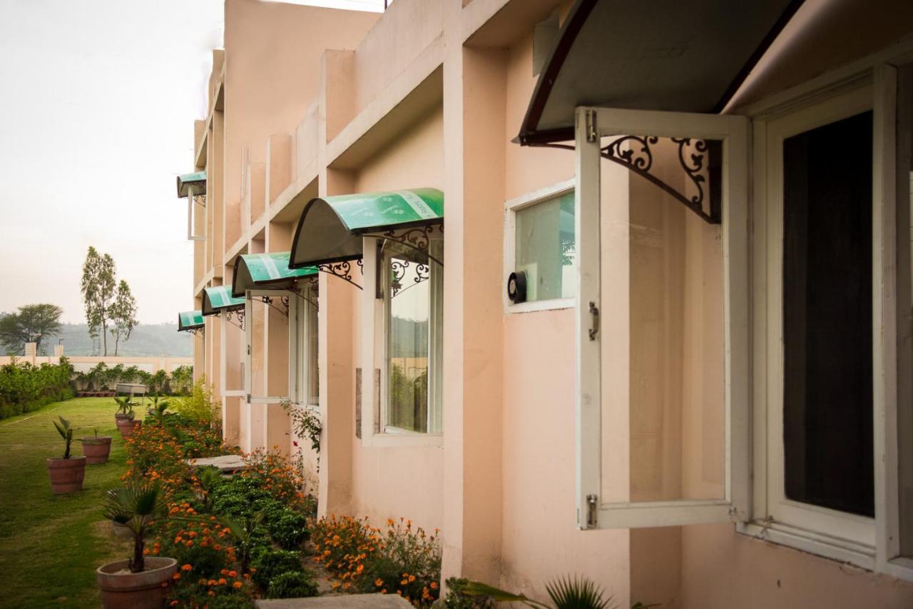 The Baghban Hotel & Resort, Baddi Luaran gambar